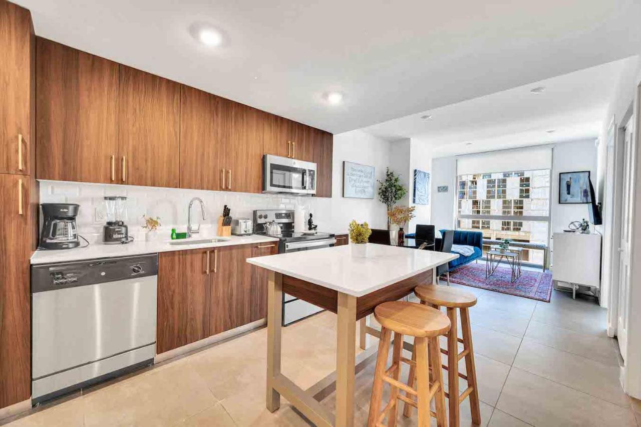 Charming Apt In The Heart Of Downtown With Free Parking Маями Екстериор снимка