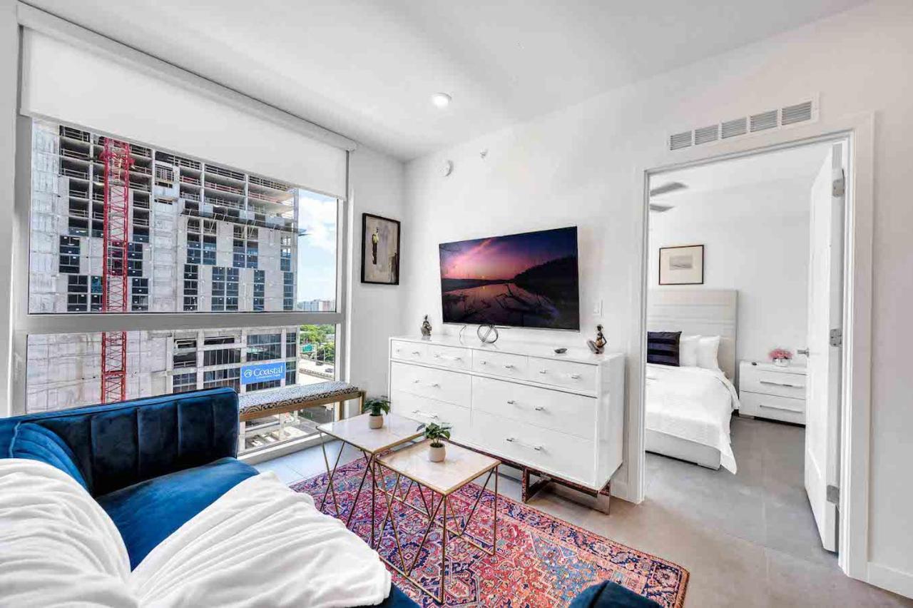 Charming Apt In The Heart Of Downtown With Free Parking Маями Екстериор снимка